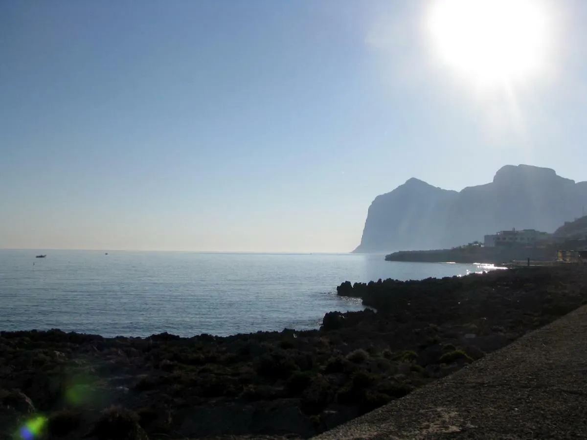 Casa Kate Appartamento Isola delle Femmine 0*,